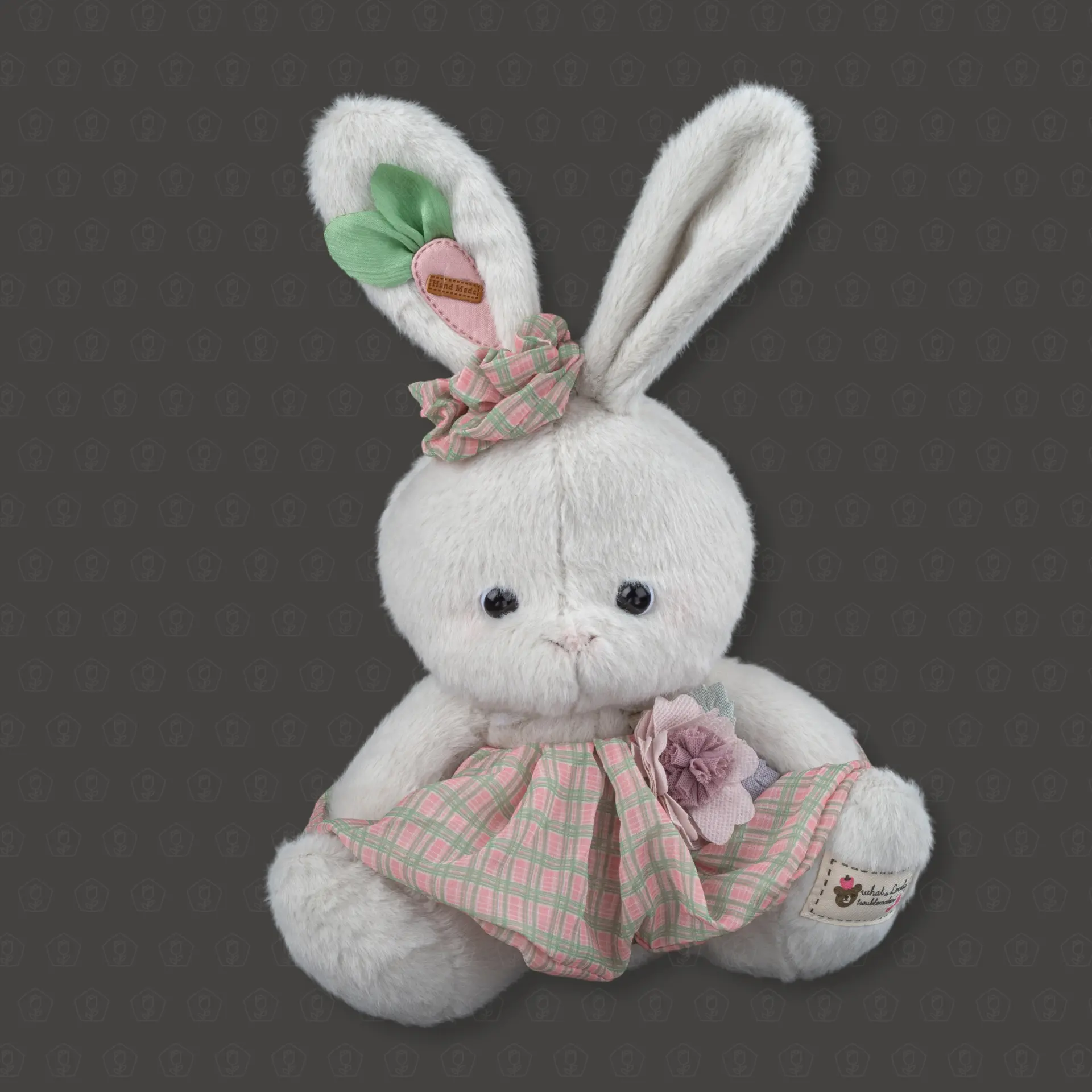 Мягкая игрушка "Зайка серый пушистый в платье и бантиком" 25 см